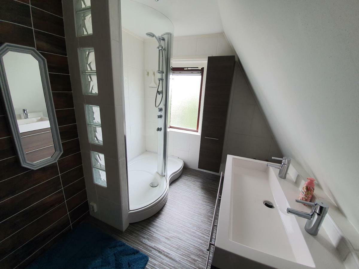 B&B Maaslandje Wijk en Aalburg Экстерьер фото
